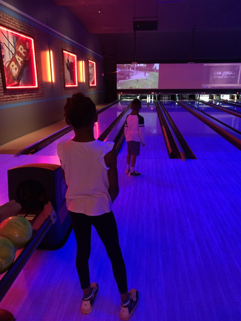 Things to do in New Jersey in Winter, Bowling